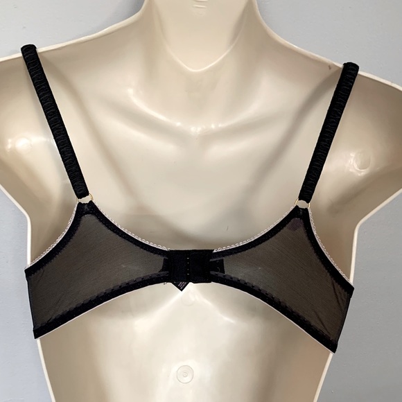 Victoria’s Secret dream angels push up bra 34B - Picture 2 of 2